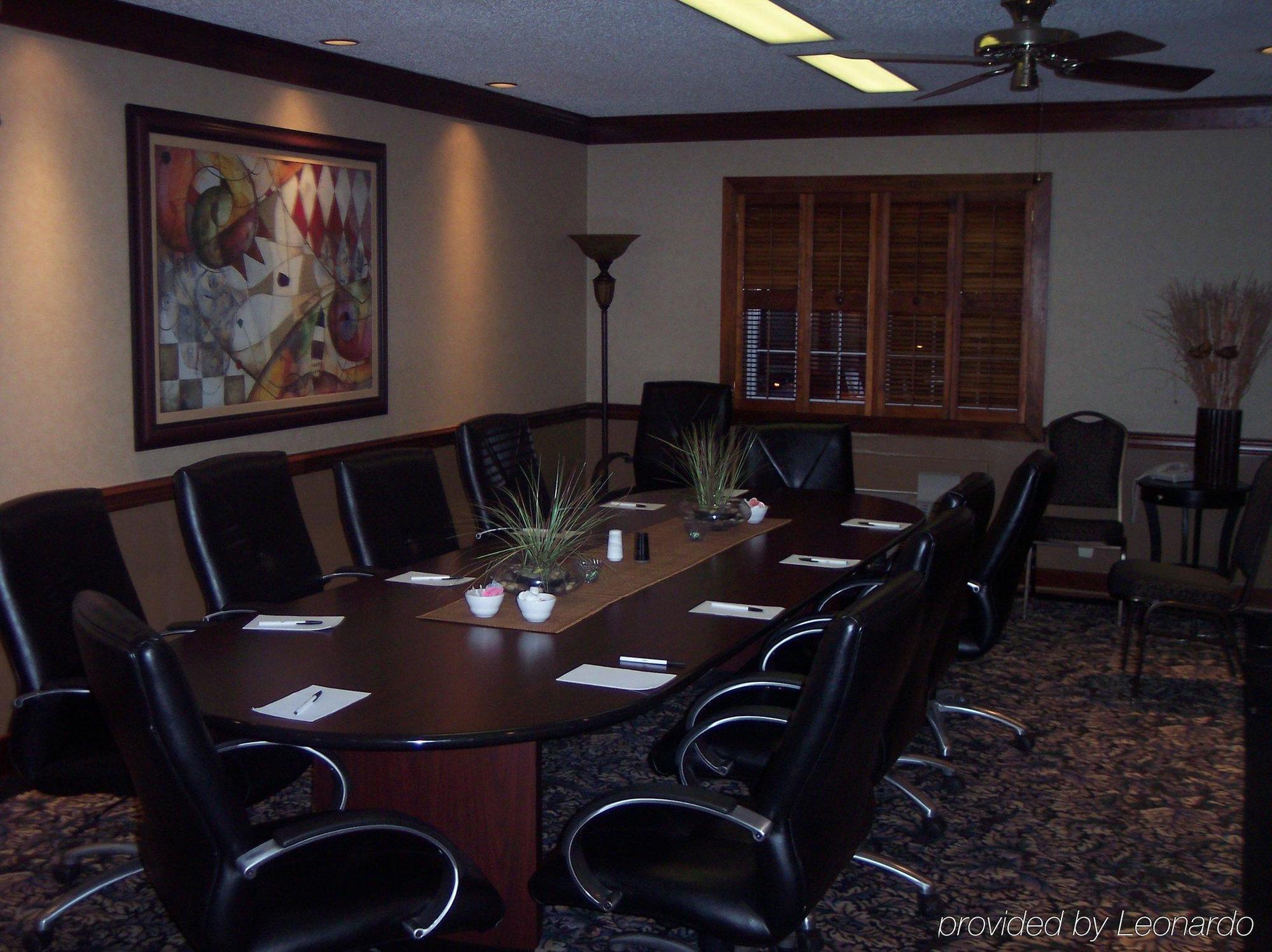 Park Inn By Radisson Harrisburg West Меканиксберг Экстерьер фото