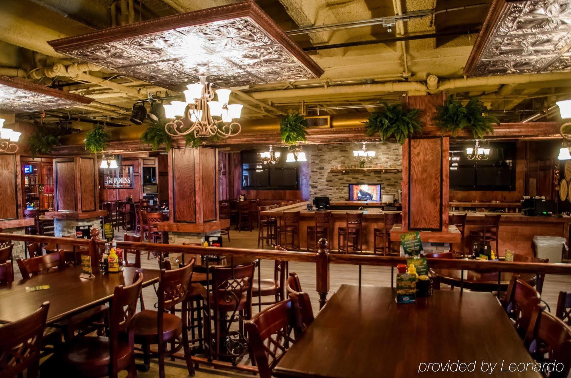 Park Inn By Radisson Harrisburg West Меканиксберг Экстерьер фото